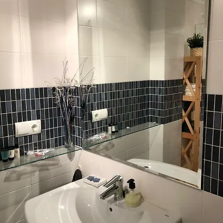 Cale Furs Dels 15 Mar * Dénia